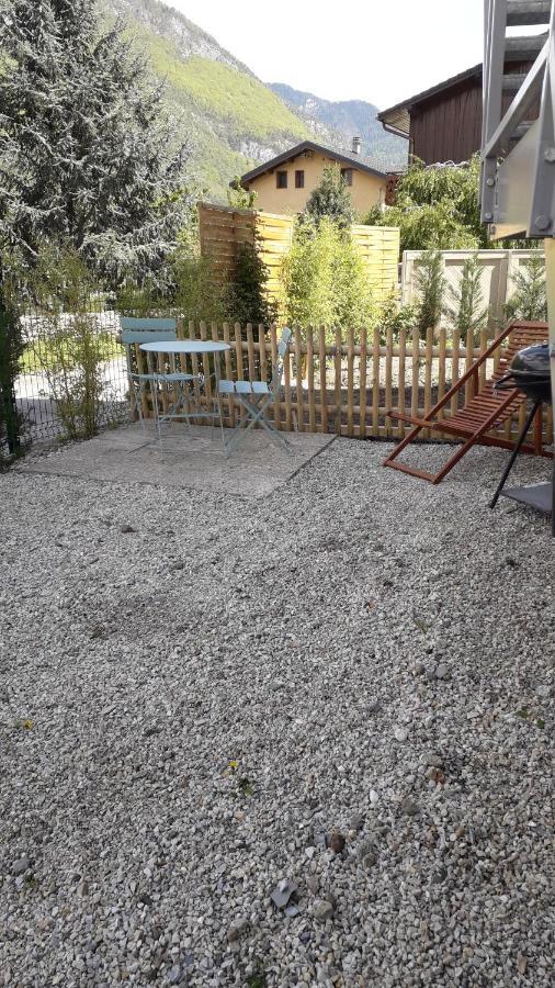 Enclos Savoyard Appartement Meuble 1Chambre 1 Canape Lits 3Personnes Grand-Aigueblanche Exterior photo